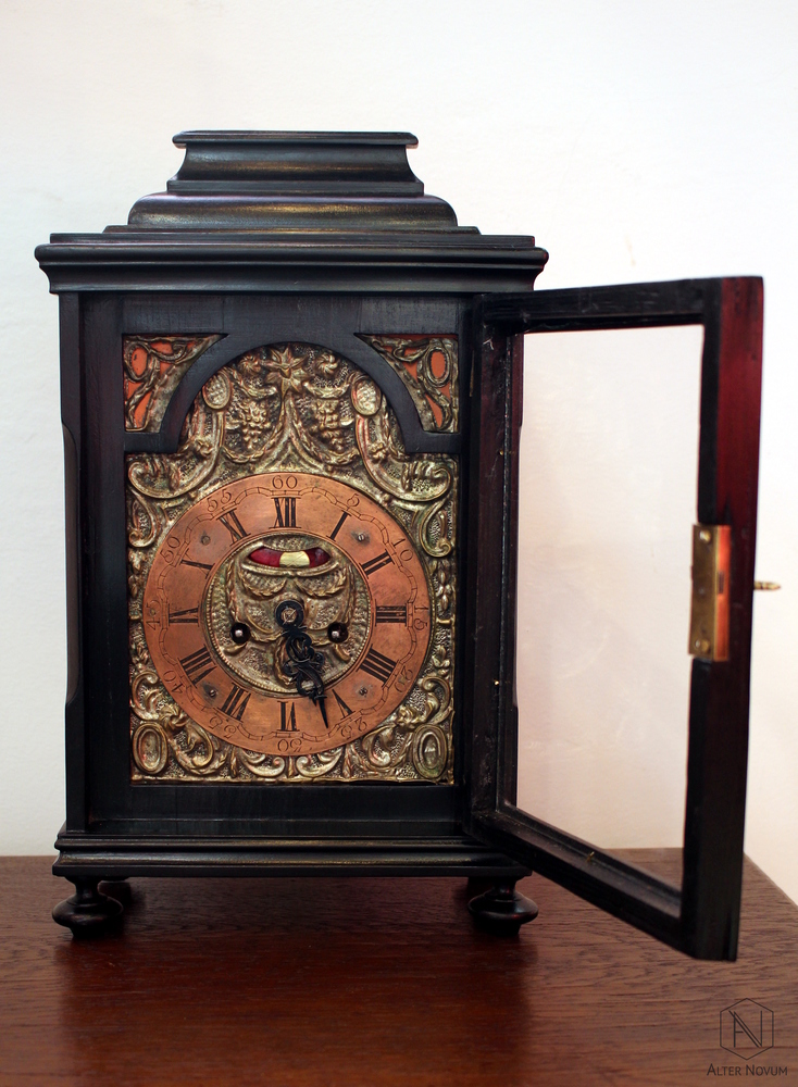 Odnawianie XVIII-wiecznego zegara Kraków